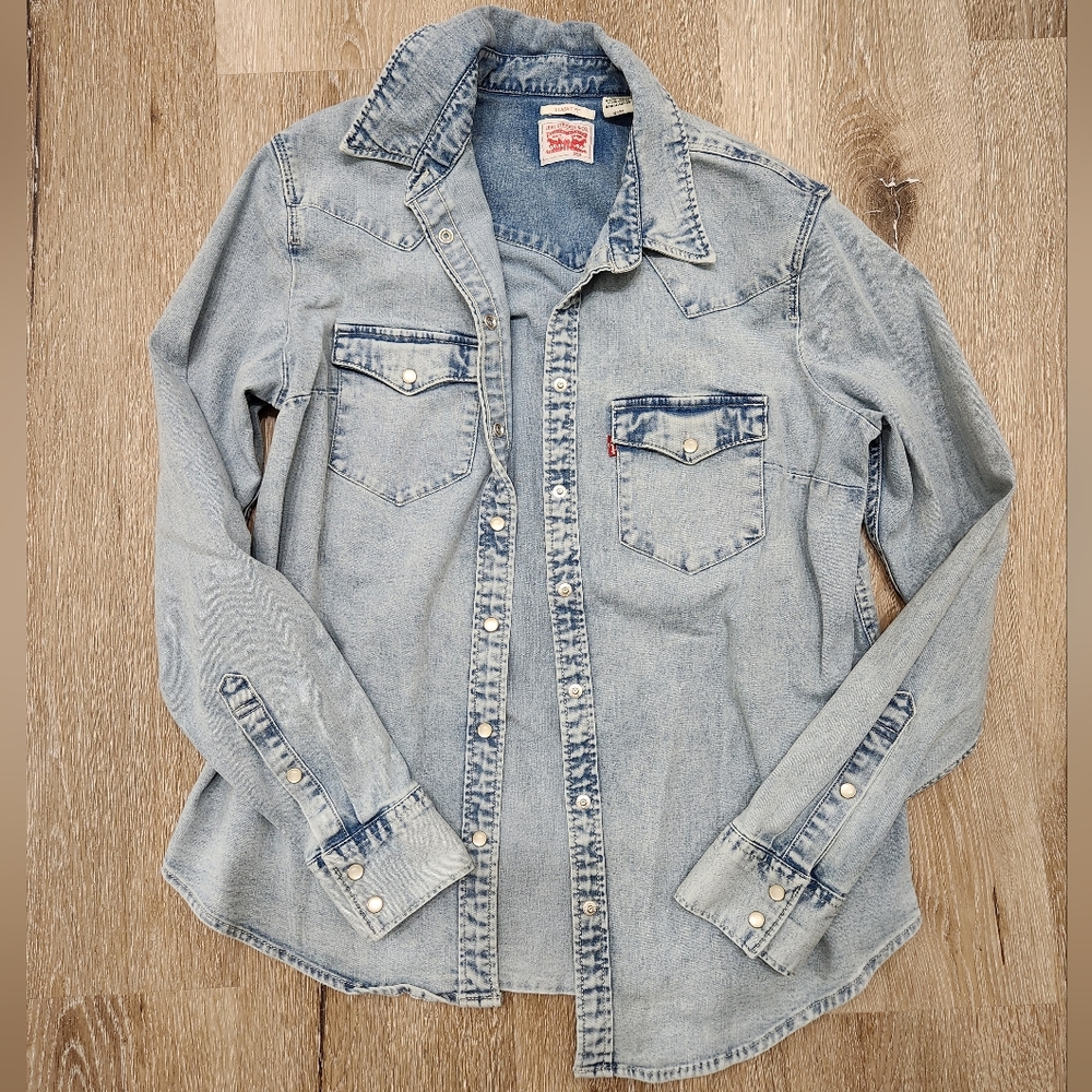 Levi Strauss & Co DenimSnap Button Shirt |
